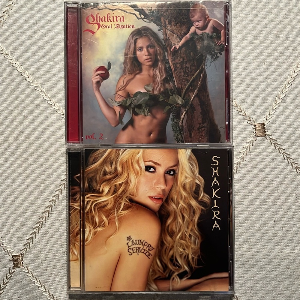 Shakira cd bundle